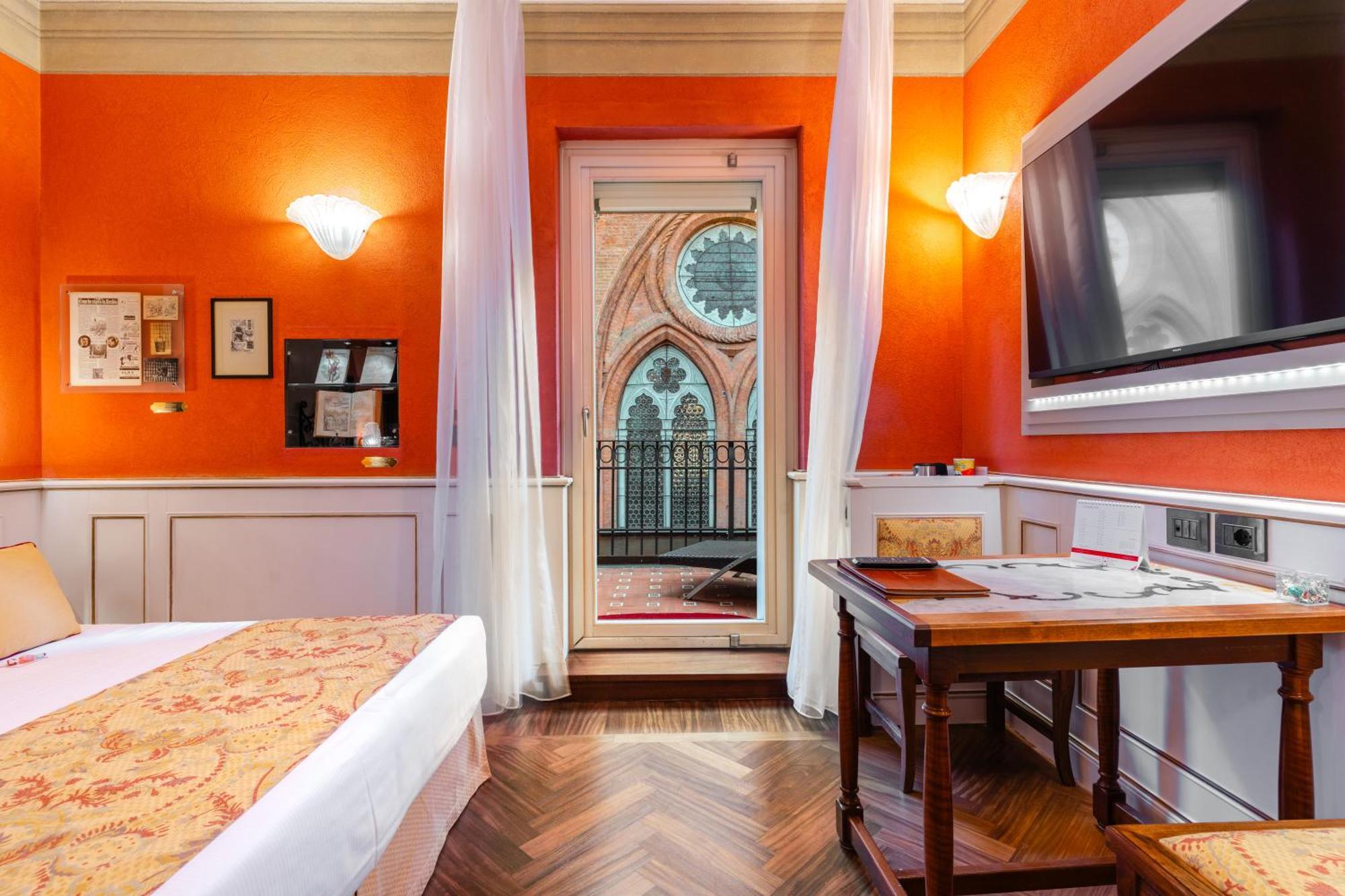 Art Hotel Commercianti Болонья Экстерьер фото