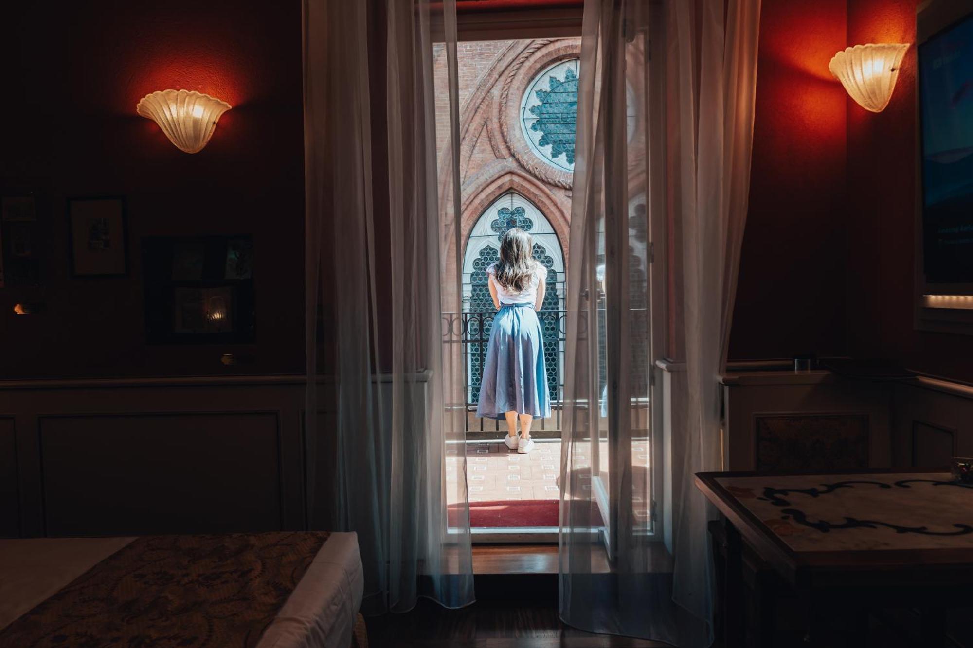 Art Hotel Commercianti Болонья Экстерьер фото