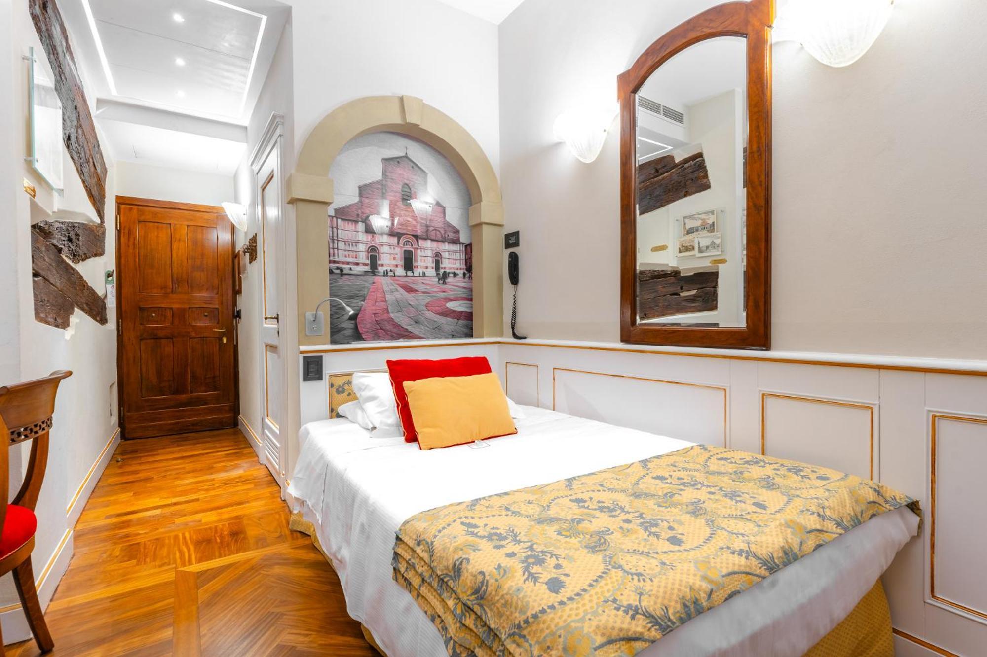 Art Hotel Commercianti Болонья Экстерьер фото