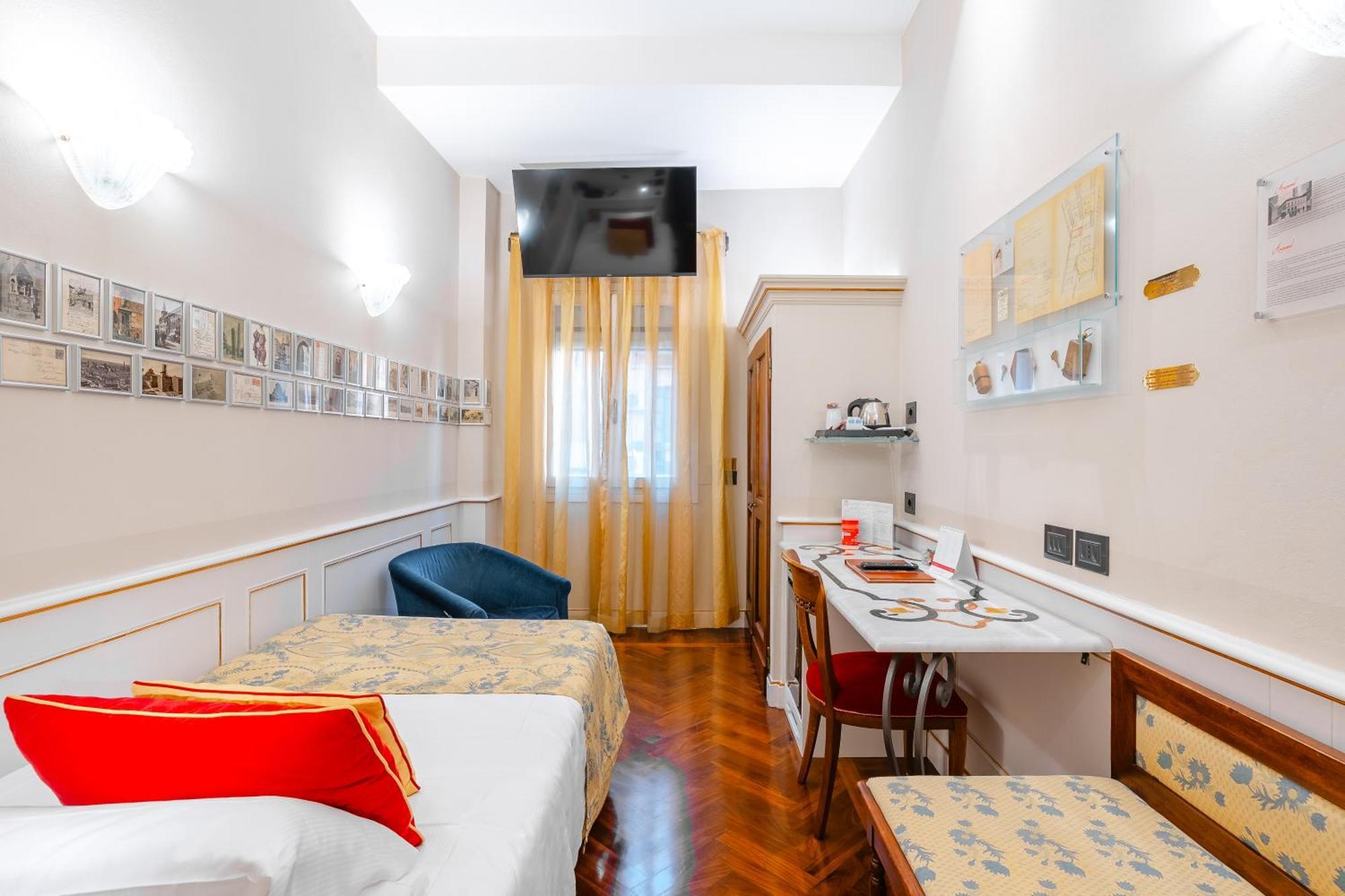 Art Hotel Commercianti Болонья Экстерьер фото